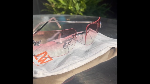 LIU·WEN Rectangle Y2k Sunglasses for Women - Trendy Rimless 2000S